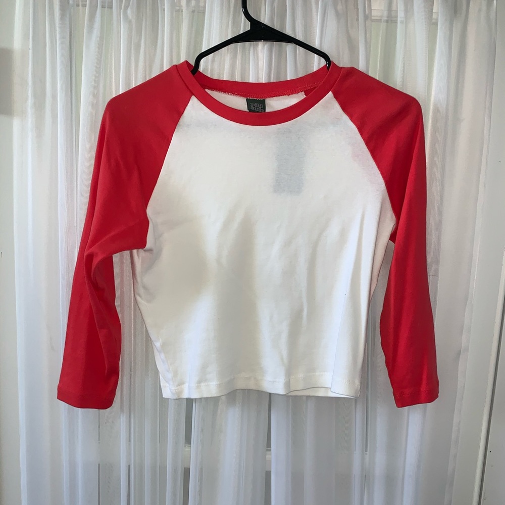 3/4 Sleeve Crop Top